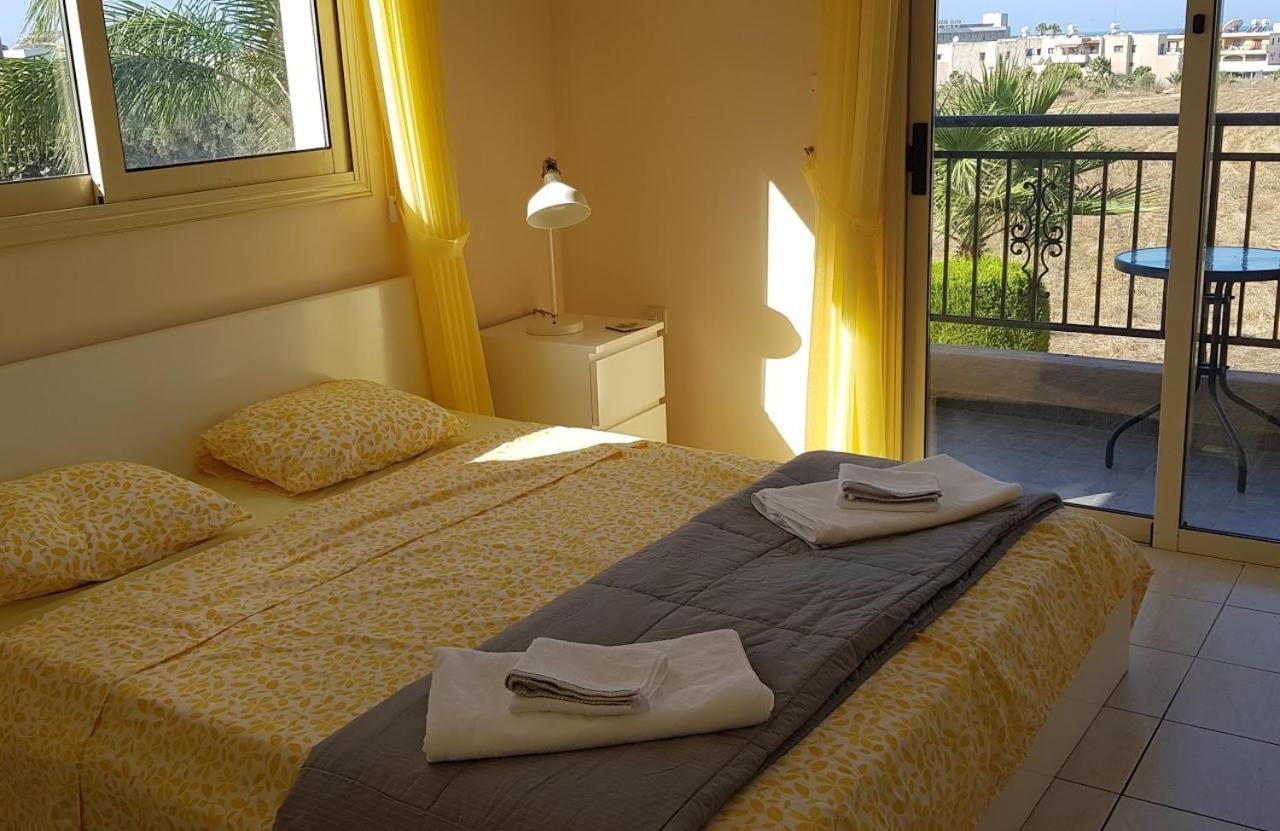 Sunny View - A Stunning Apartment With Private Rooftop بافوس المظهر الخارجي الصورة